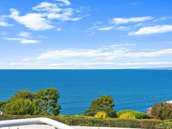 1550 Bluebird Ln, La Jolla CA 92037