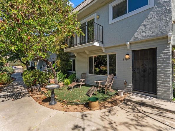 9401 Carlton Oaks Dr E, Santee CA 92071