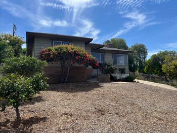 3958 Kenwood Dr
