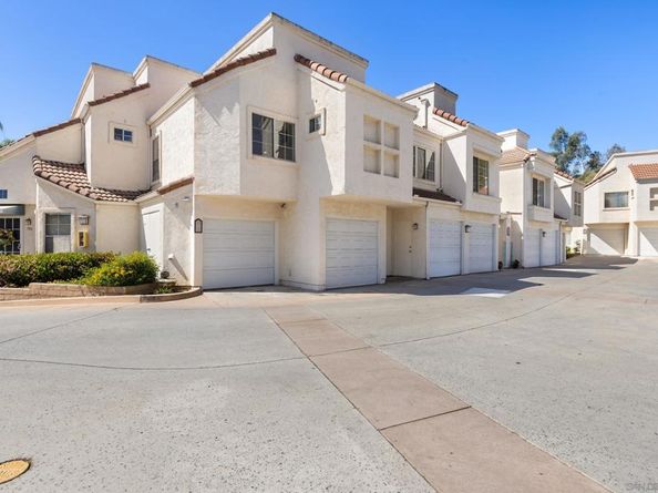 12010 Calle De Montana 301, El Cajon CA 92019