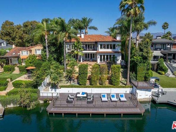 9928 Toluca Lake Avenue, Toluca Lake CA 91602