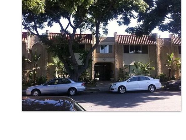 4244 E 5th Street, Long Beach CA 90814