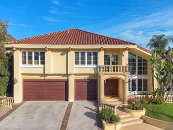 6024 Woodland View Drive