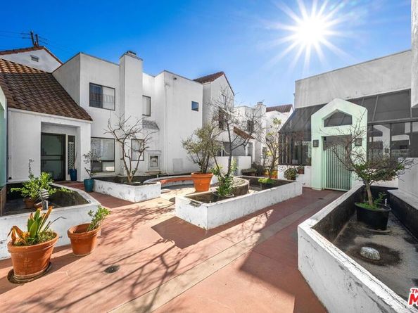 1340 Glenwood Road 4, Glendale CA 91201