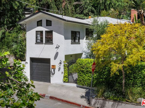 8421 Kirkwood Drive, Los Angeles CA 90046