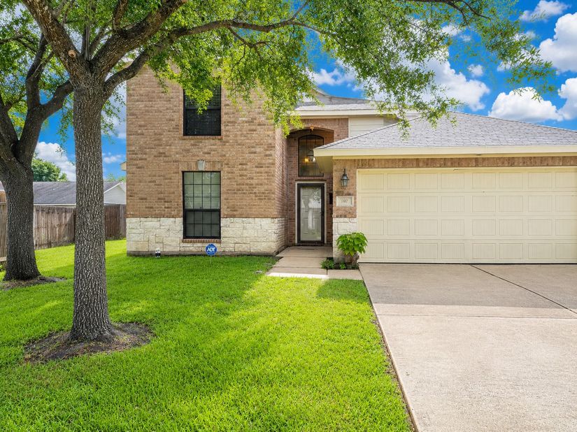 1602 Halpern Street, Houston TX 77009