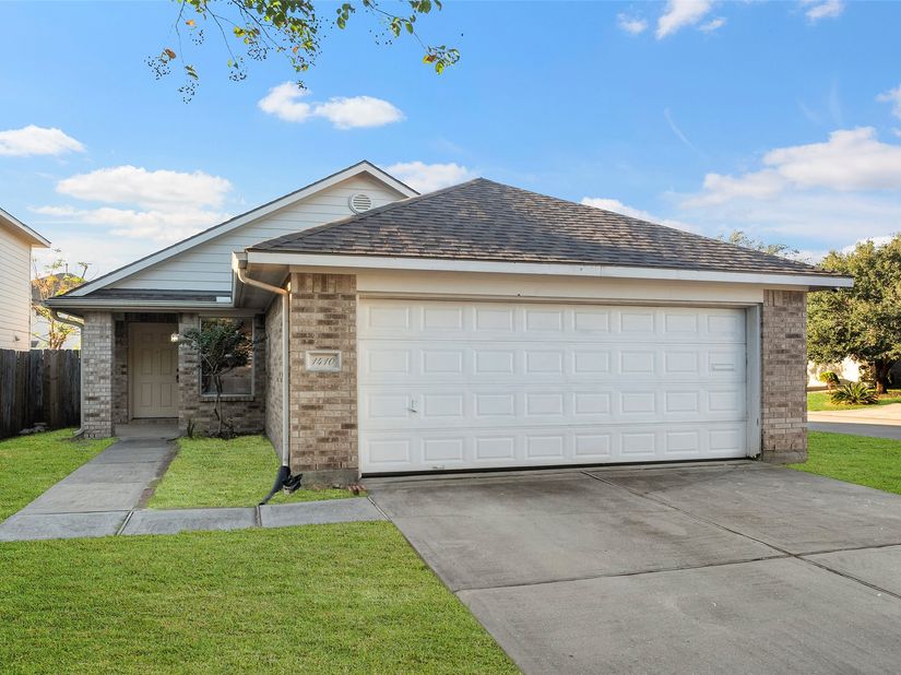 1410 Carolina Grove Lane, Houston TX 77073