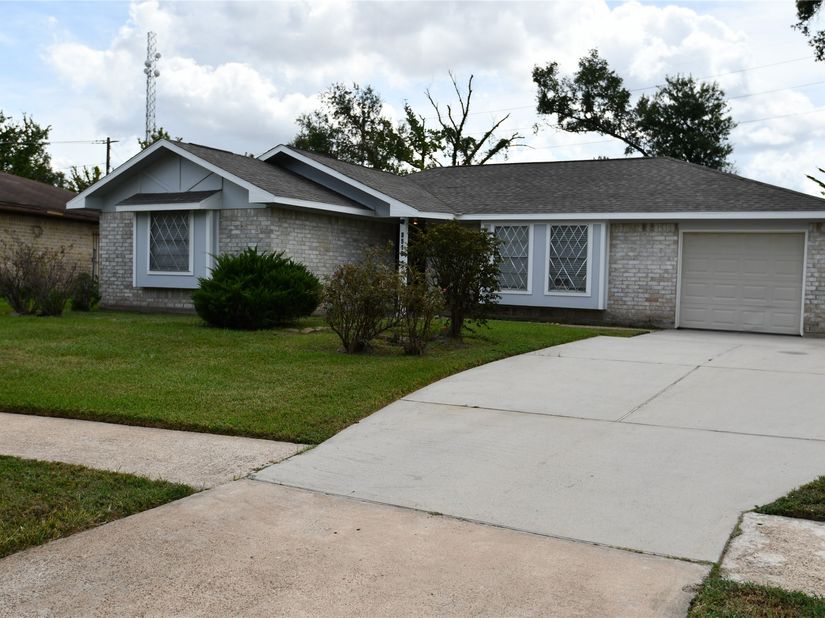 8518 Rinn Street, Houston TX 77078