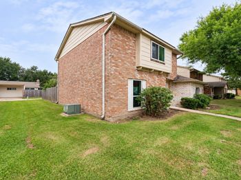 12829 Clarewood Drive