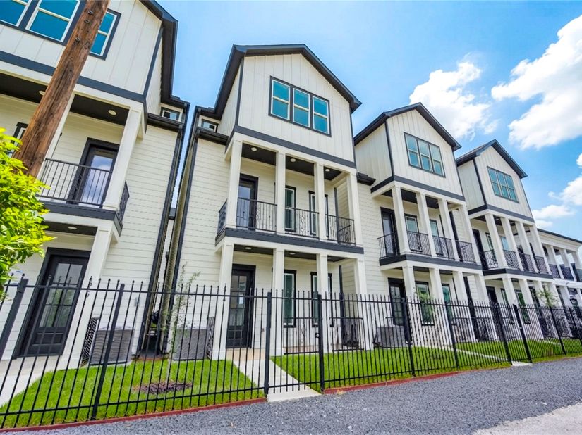 1518 Winter Street, Houston TX 77007