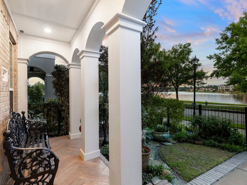 262 Breezy Way, The Woodlands TX 77380