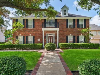 1221 Wedgewood Drive