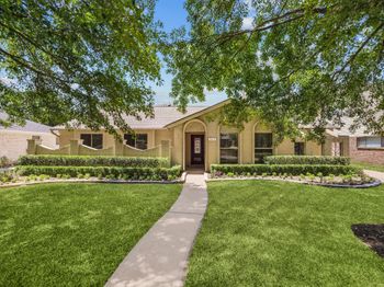2811 Quincannon Lane