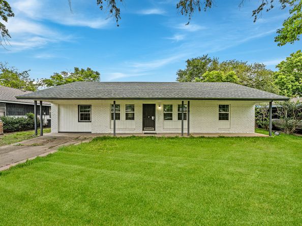 5859 Flamingo Drive, Houston TX 77033