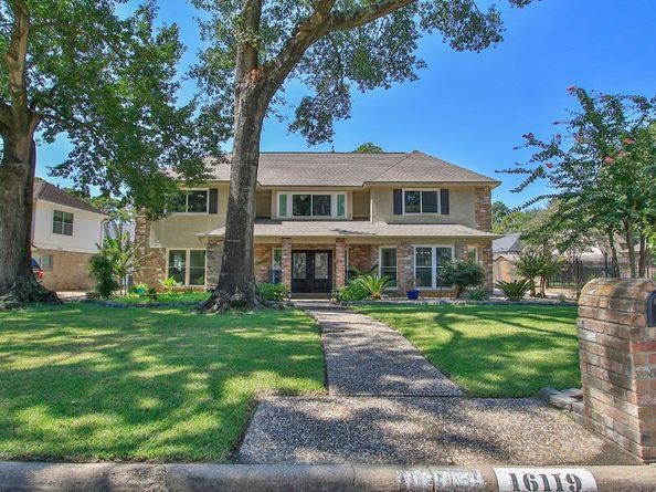16119 Maplehurst Drive, Spring TX 77379