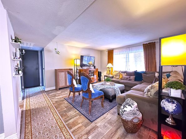 10110 Forum West Dr Drive 421, Houston TX 77036