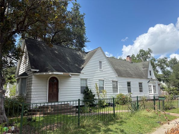 2302 Wordsworth Street, Houston TX 77030