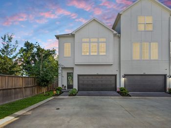 816 Sienna Palm Lane