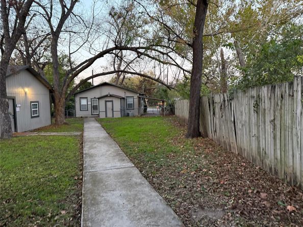 505 W Elliott, Austin TX 78753