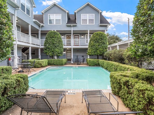 1621 Heights Boulevard 3, Houston TX 77008