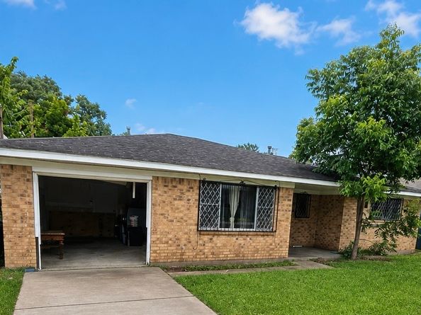 6710 Los Angeles Street, Houston TX 77016