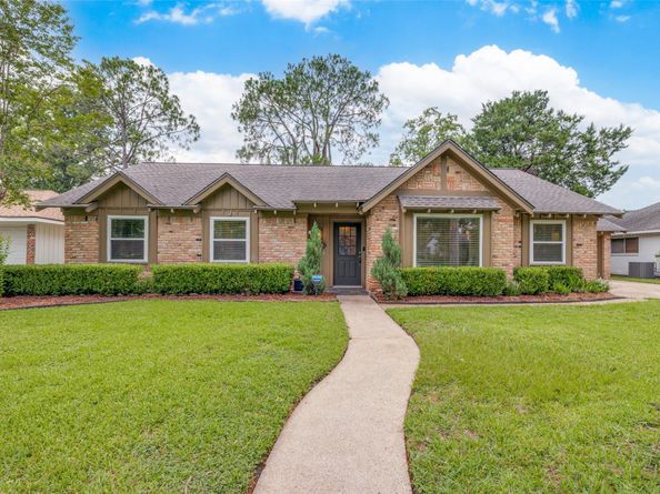 2615 Rosefield Drive, Houston TX 77080