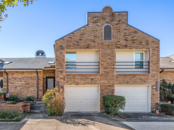 15916 Seahorse Drive, Houston TX 77062