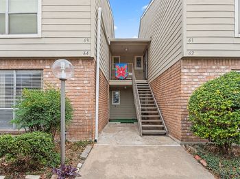 5005 Georgi Lane