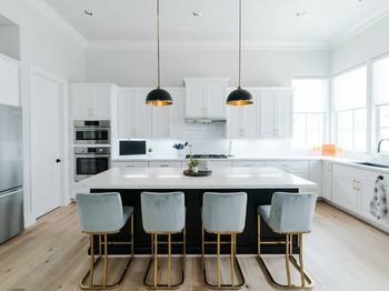 6134 Cottage Grove Lake Drive