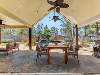 15427 Stable Bend Circle