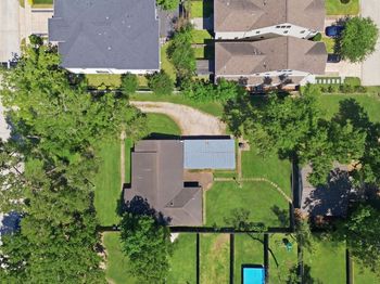 1500 Jacquelyn Drive
