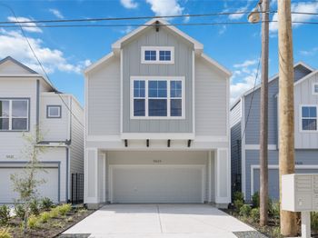 5523 Katy Freeway