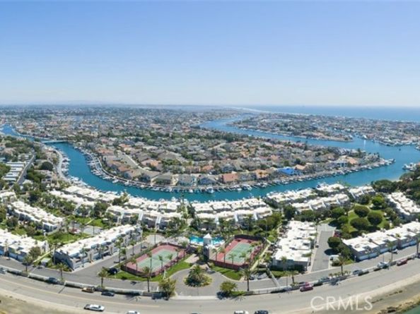 3244 Sparkler Drive, Huntington Beach CA 92649