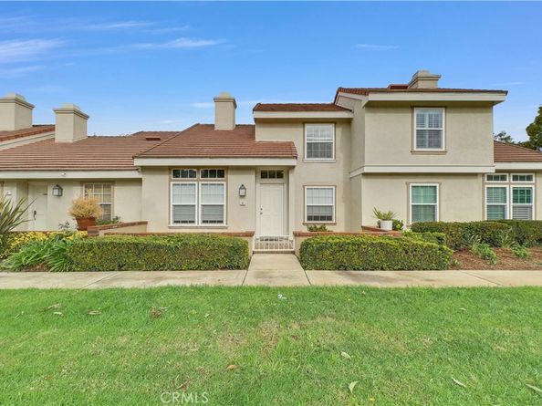 4 Wellesley, Irvine CA 92612