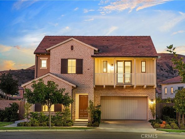 101 Lustro, Irvine CA 92602