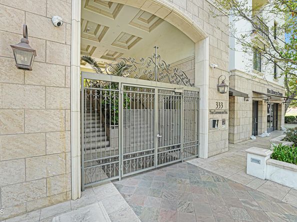 333 N Hill Avenue 210, Pasadena CA 91106