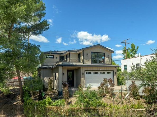 3651 Roselawn Avenue, Glendale CA 91208