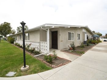 1842 Thunderbird Drive