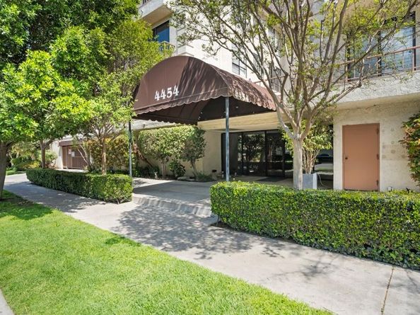 4454 Ventura Canyon Avenue 304, Sherman Oaks CA 91423