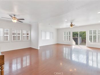 10111 Oak Park Avenue