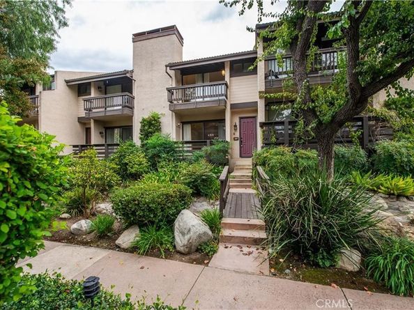 5711 Owensmouth Avenue 117, Woodland Hills CA 91367