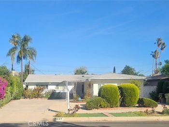 9224 9226 N Gothic Avenue