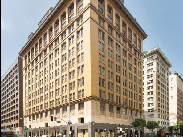 215 W 7th Street 411, Los Angeles CA 90014