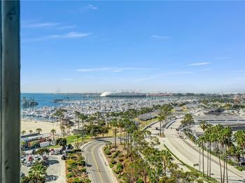 800 E Ocean Boulevard