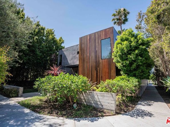 3601 Wade Street, Los Angeles CA 90066