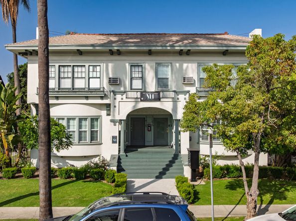 1139 W 27th Street, Los Angeles CA 90007