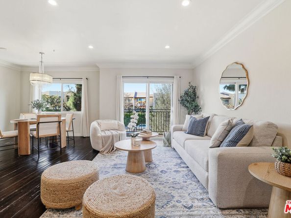 5252 Coldwater Canyon Avenue 215, Sherman Oaks CA 91401