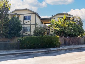 3022 Valle Vista Drive