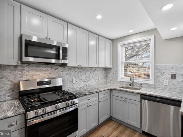 1017 Tyson Avenue, Philadelphia PA 19111