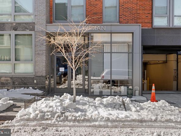 1211 Van Street SE 404, Washington DC 20003